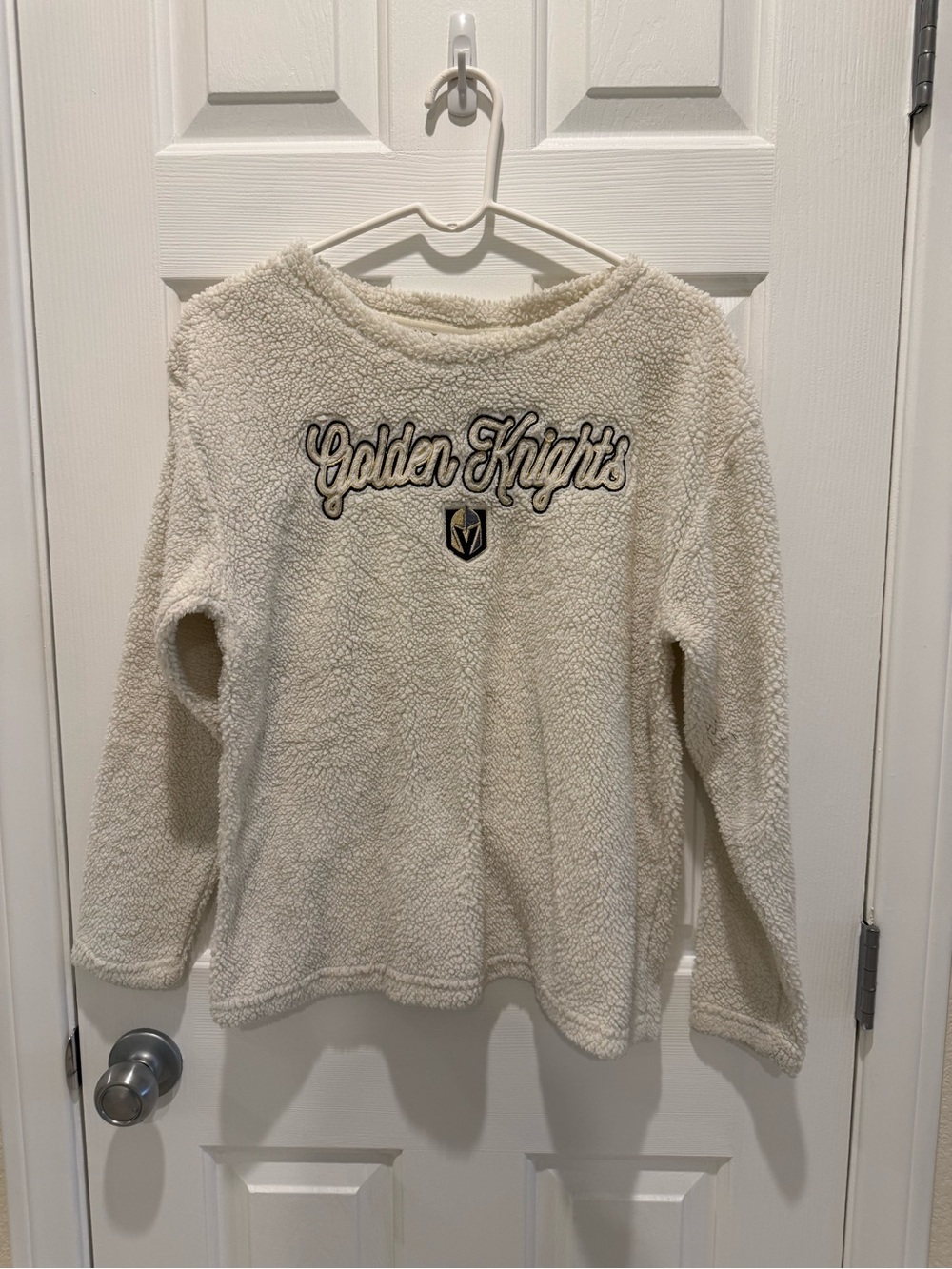 VEGAS GOLDEN KNIGHTS  Cream Sherpa Pullover Sweatshirt